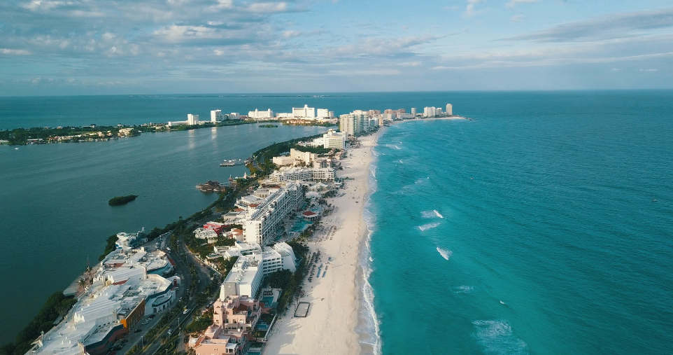 Luxury hotels and resorts