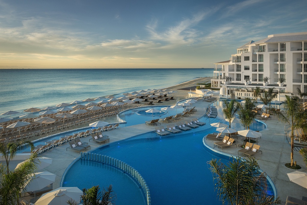 Playacar Palace