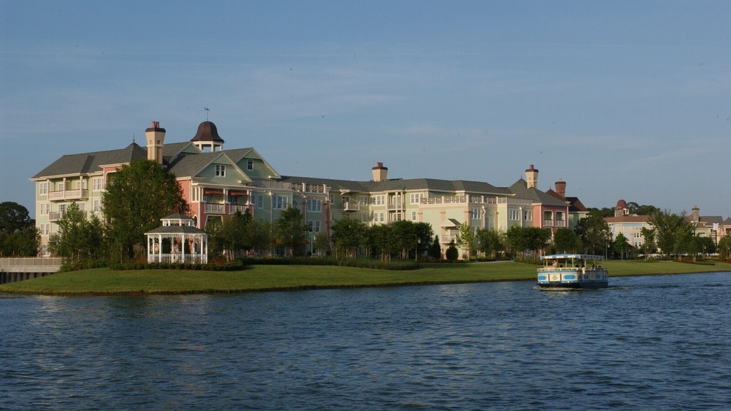 Disney's Saratoga Springs Resort & Spa